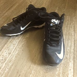 Nike Men’s Alpha Fast Flex Cleats Size 7.5